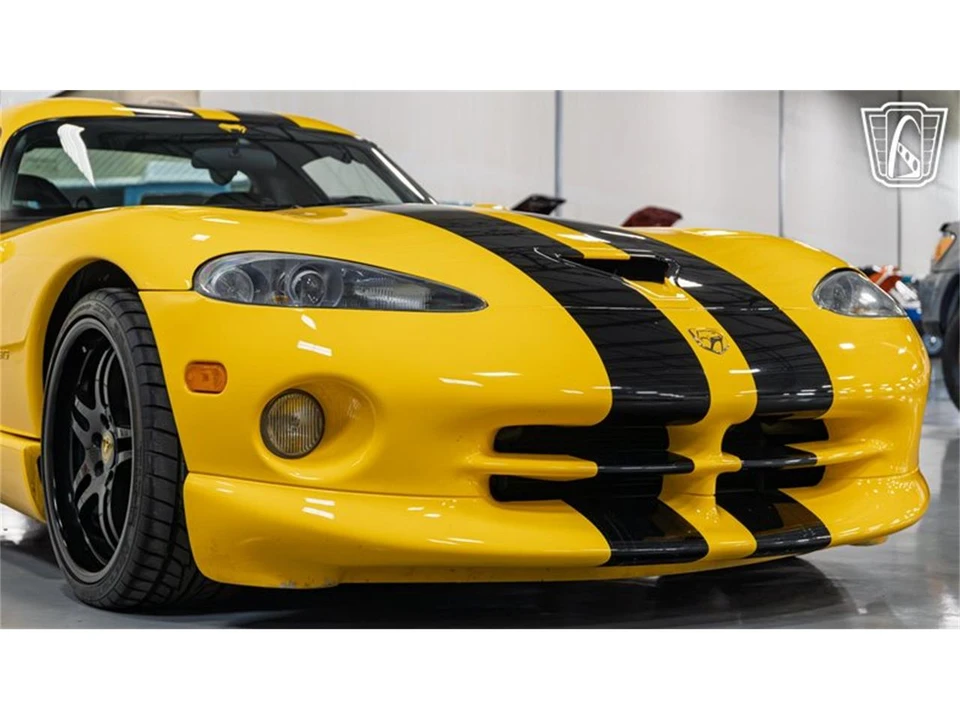 2001 Dodge Viper 2nd Gen - Image 11 of 31