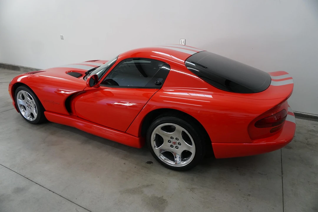 2001 Dodge Viper GTS 2nd Gen - Image 8 of 31