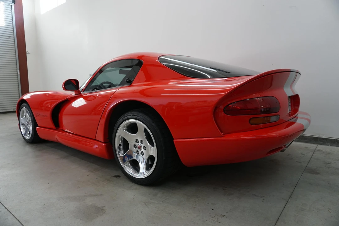 2001 Dodge Viper GTS 2nd Gen - Image 10 of 31