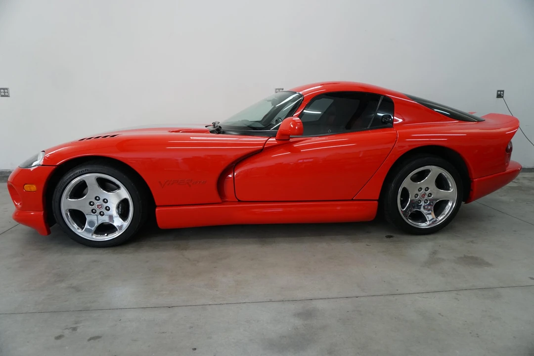 2001 Dodge Viper GTS 2nd Gen - Image 4 of 31