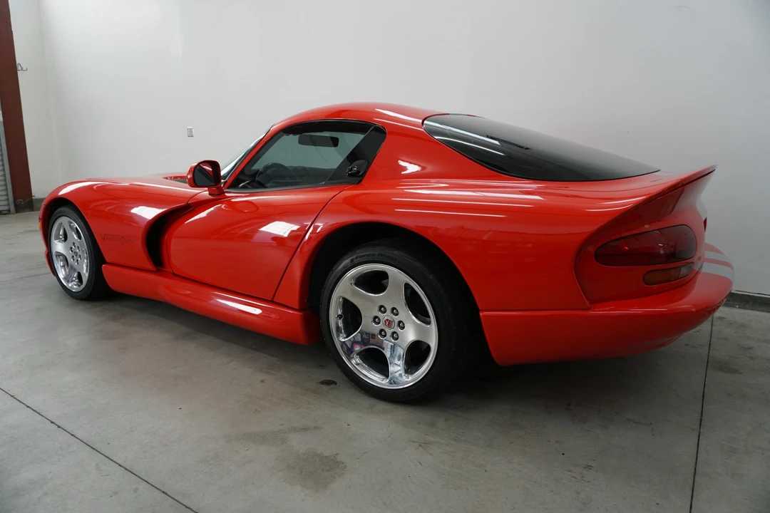 2001 Dodge Viper GTS 2nd Gen - Image 9 of 31