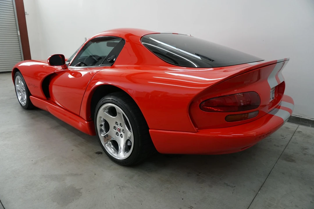 2001 Dodge Viper GTS 2nd Gen - Image 12 of 31
