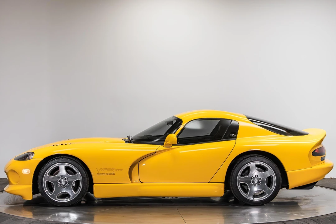 2001 Dodge Viper GTS 2nd Gen - Image 8 of 31