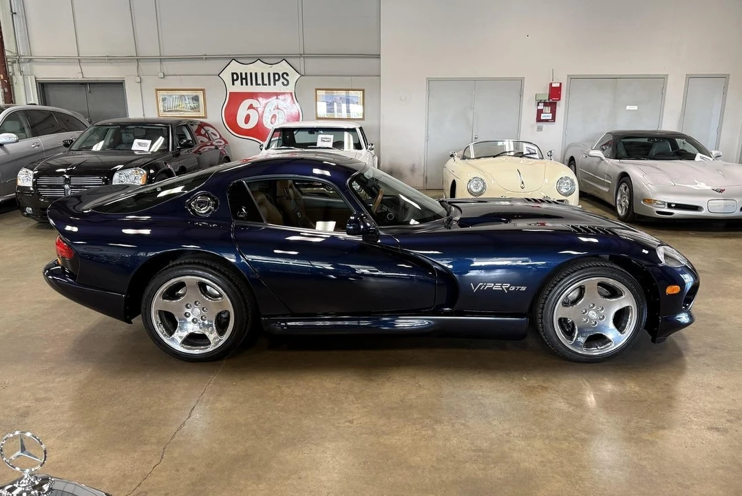 2001 Dodge Viper GTS 2nd Gen - Image 30 of 31