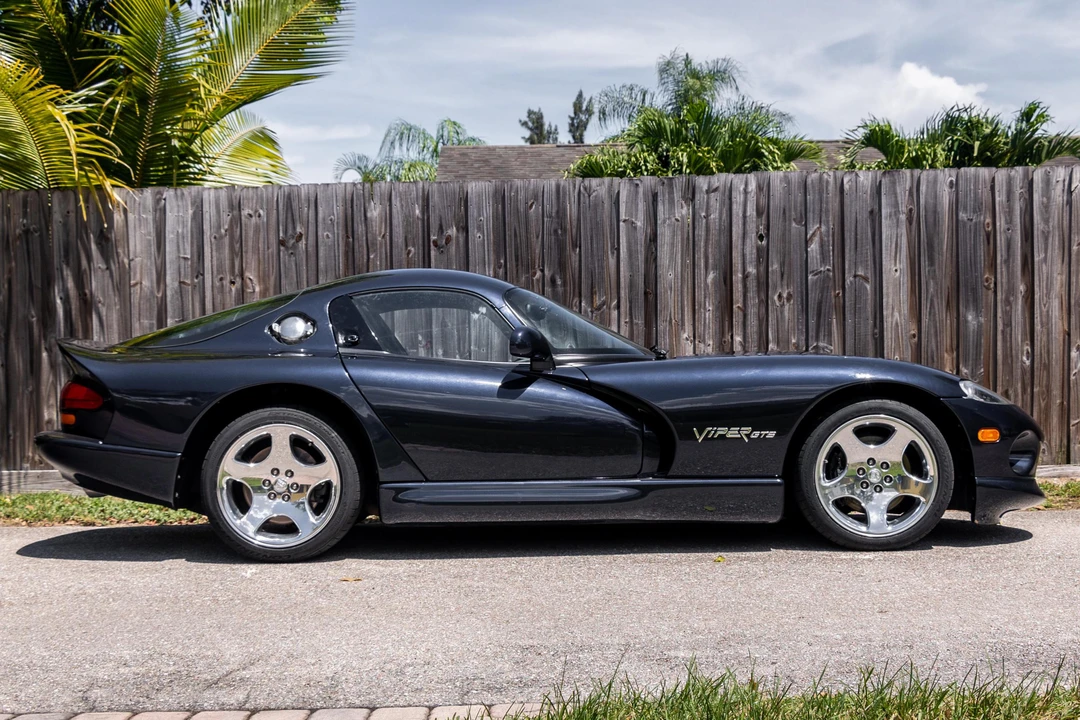 2001 Dodge Viper GTS 2nd Gen - Image 3 of 31