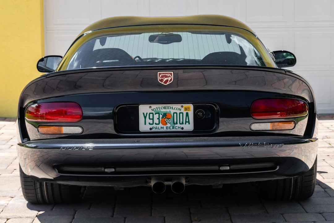 2001 Dodge Viper GTS 2nd Gen - Image 5 of 31