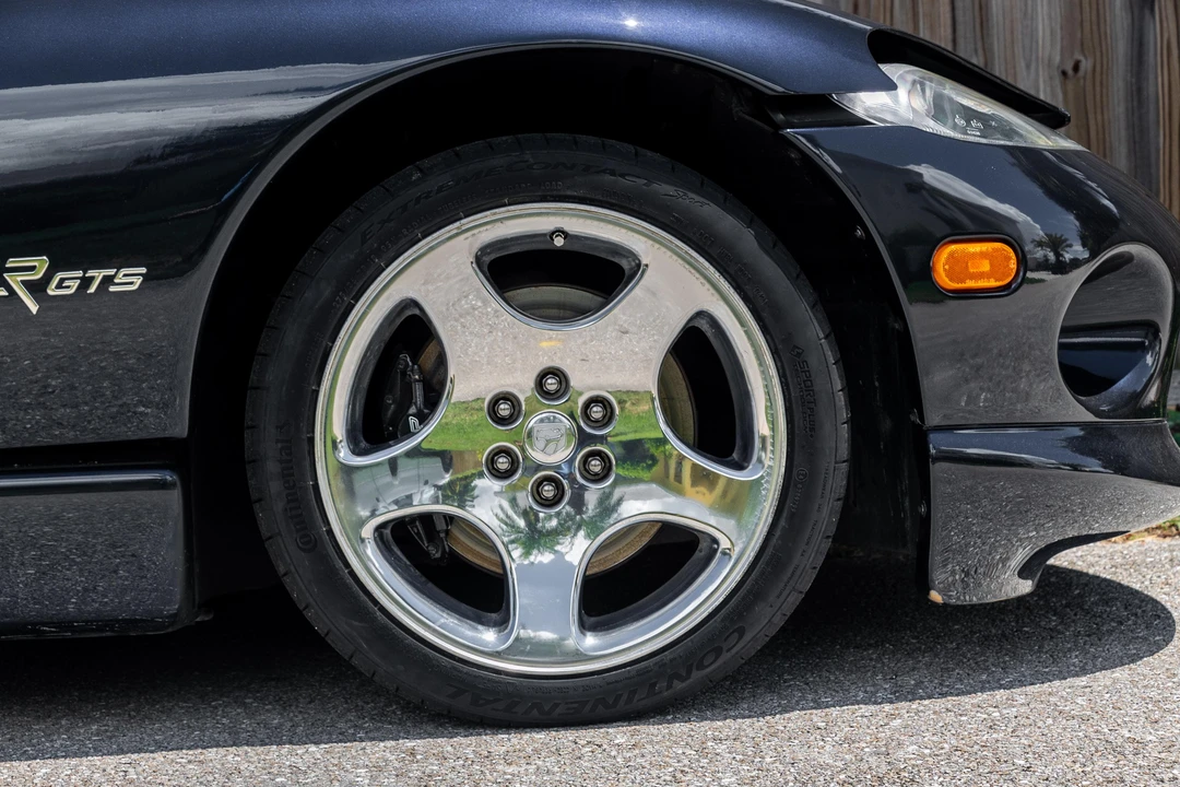 2001 Dodge Viper GTS 2nd Gen - Image 22 of 31