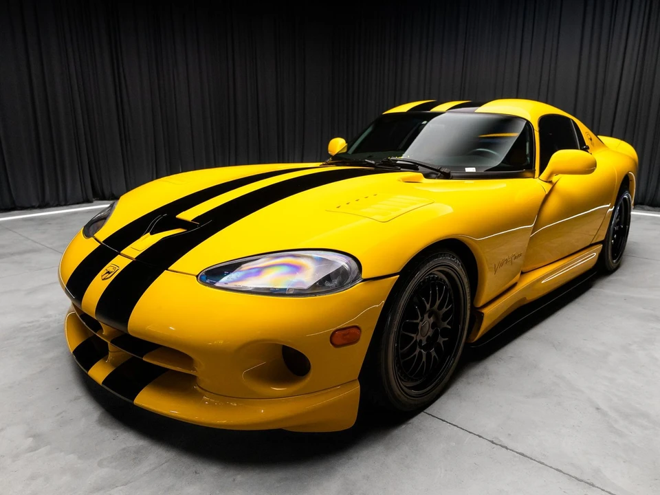 2001 Dodge Viper GTS 2nd Gen - Image 12 of 31