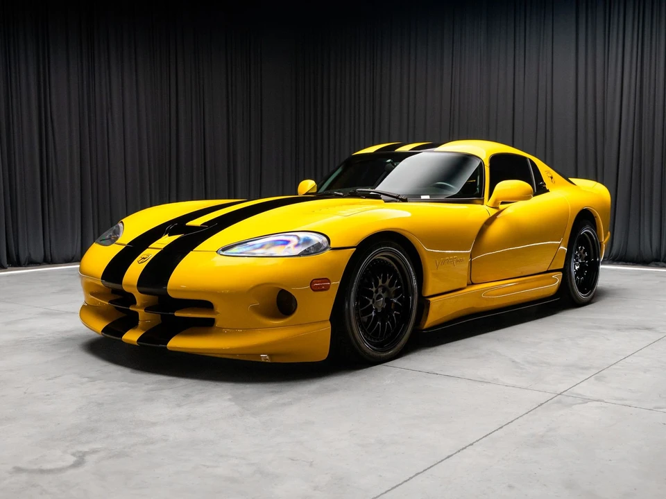 2001 Dodge Viper GTS 2nd Gen - Image 25 of 31