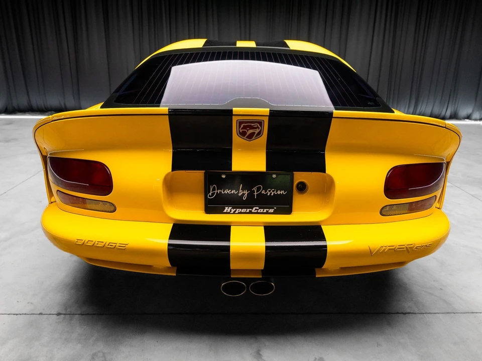 2001 Dodge Viper GTS 2nd Gen - Image 15 of 31