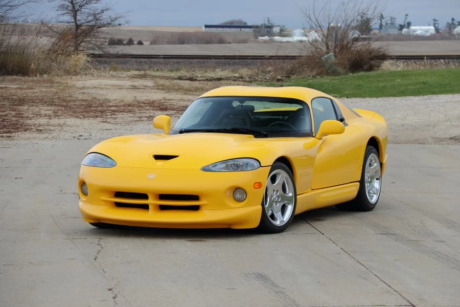 2001 Dodge Viper GTS 2nd Gen - Image 18 of 30