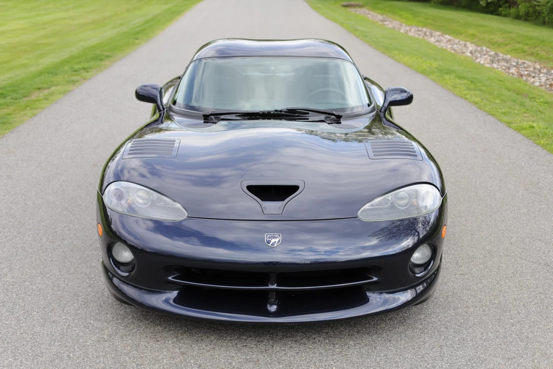 2001 Dodge Viper GTS 2nd Gen - Image 8 of 31
