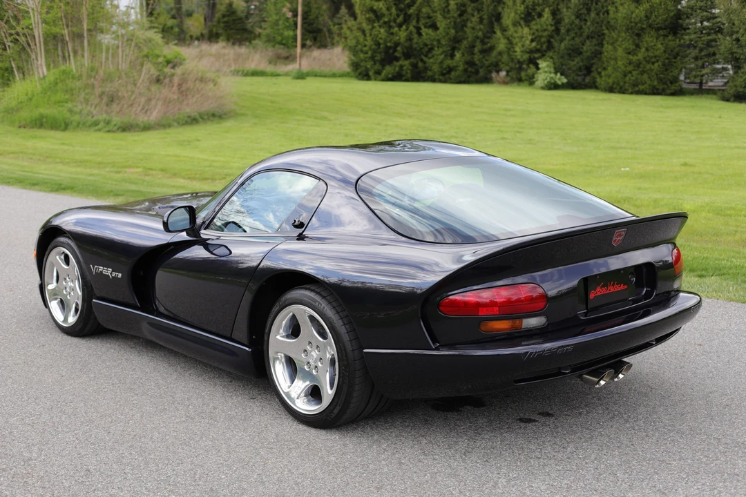 2001 Dodge Viper GTS 2nd Gen - Image 25 of 31