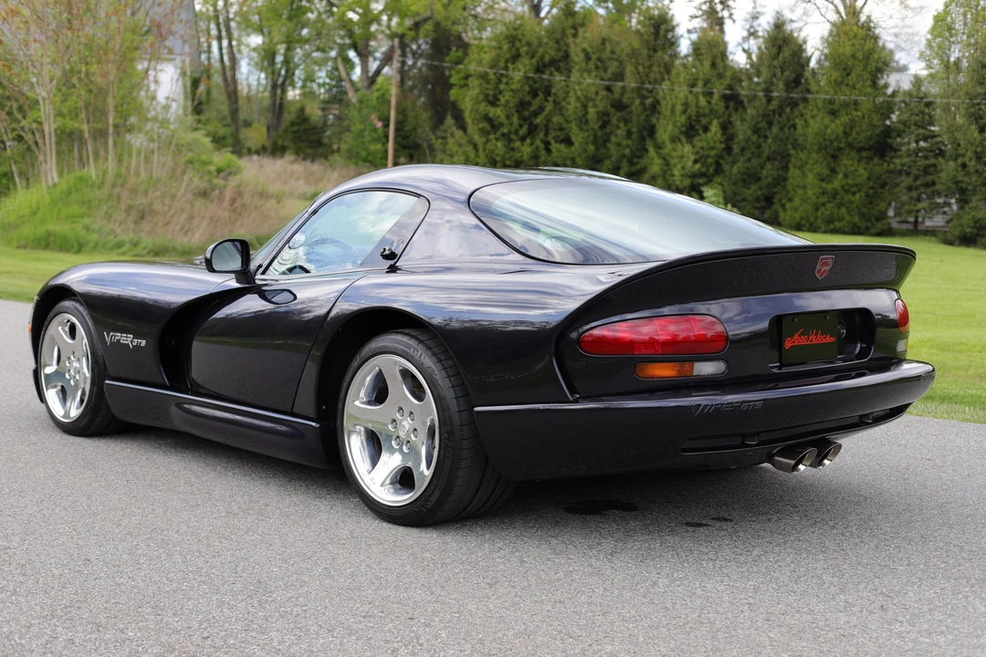 2001 Dodge Viper GTS 2nd Gen - Image 26 of 31