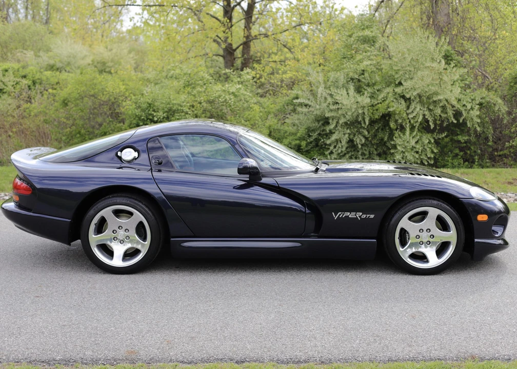 2001 Dodge Viper GTS 2nd Gen - Image 16 of 31