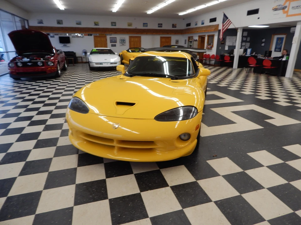 2001 Dodge Viper GTS 2nd Gen - Image 6 of 21