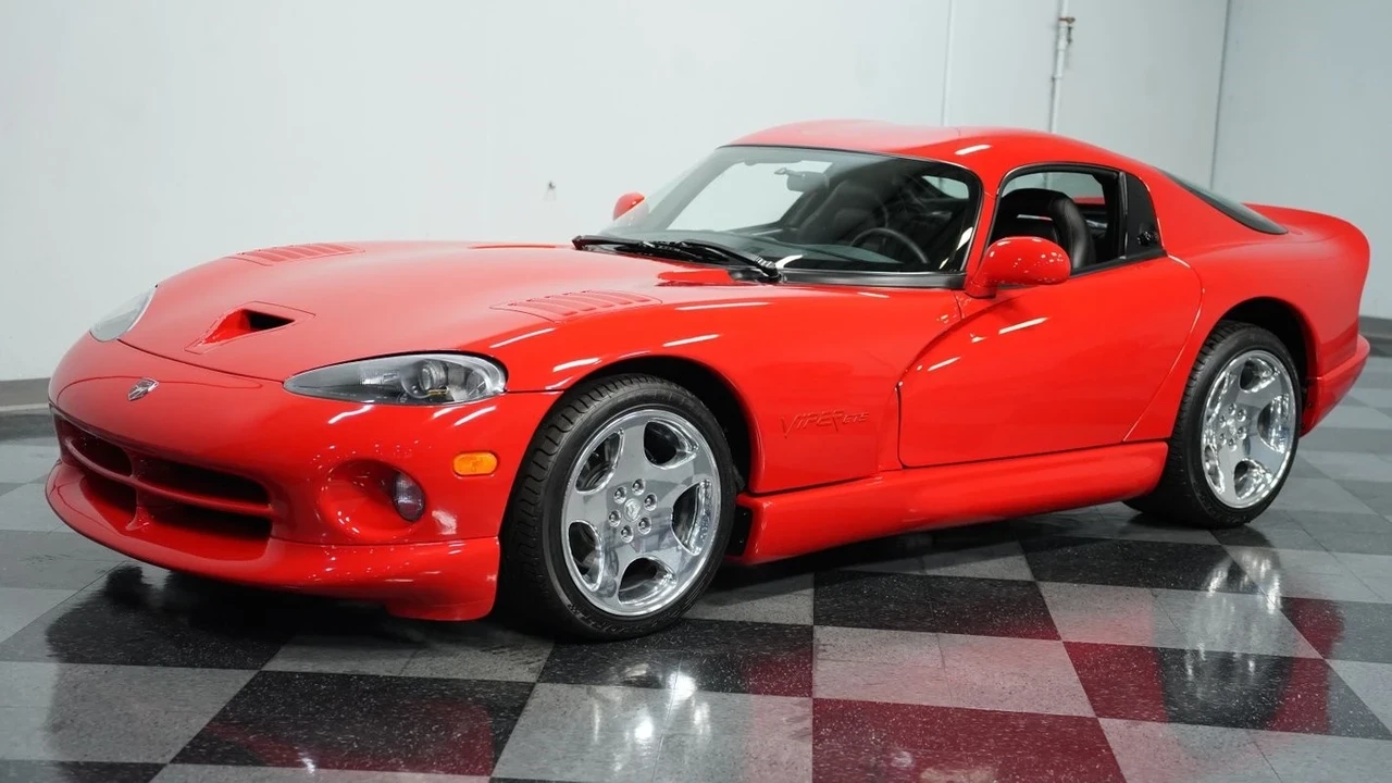 2001 Dodge Viper GTS 2nd Gen - Image 7 of 12