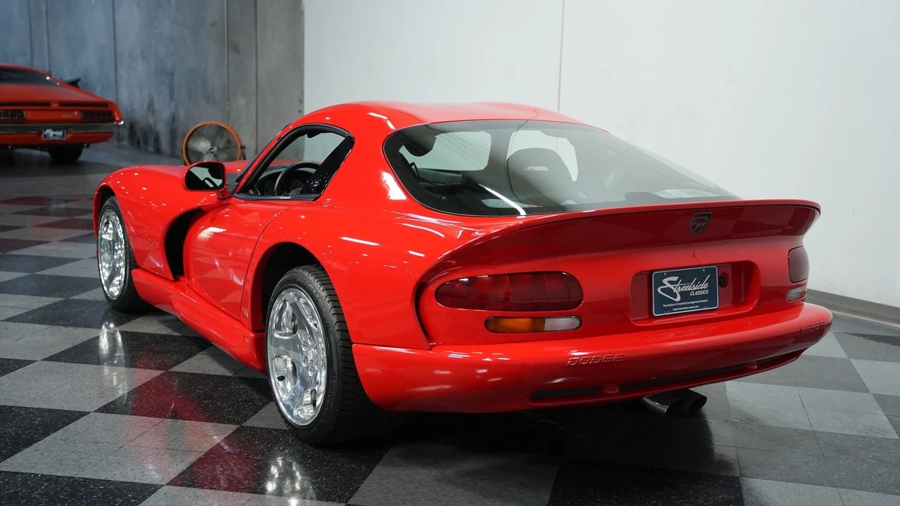 2001 Dodge Viper GTS 2nd Gen - Image 8 of 12