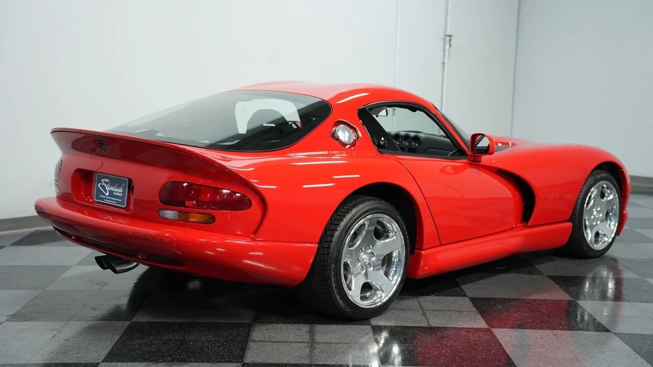 2001 Dodge Viper GTS 2nd Gen - Image 12 of 12