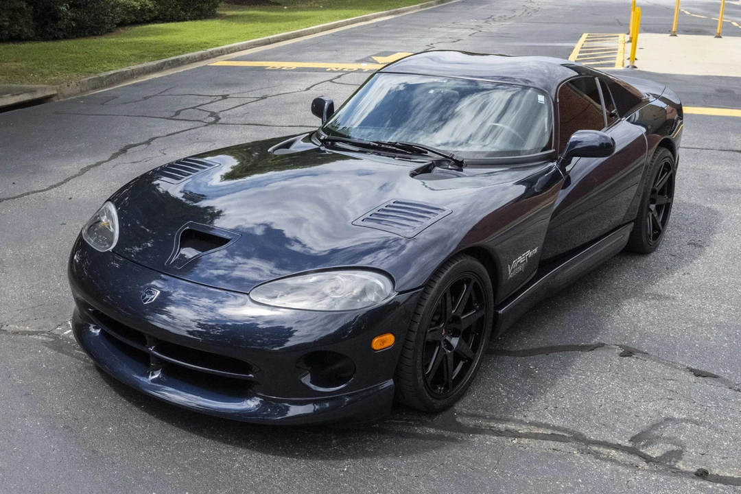 2001 Dodge Viper ACR 2nd Gen - Image 2 of 31