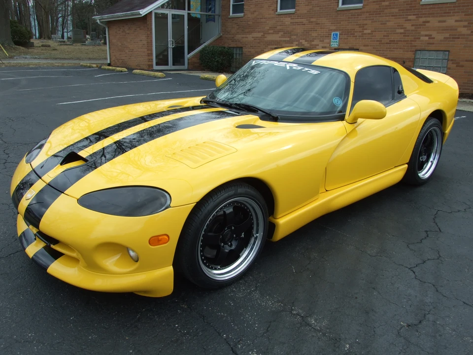 2001 Dodge Viper GTS 2nd Gen - Image 3 of 31