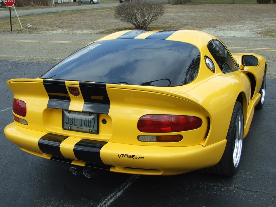 2001 Dodge Viper GTS 2nd Gen - Image 9 of 31