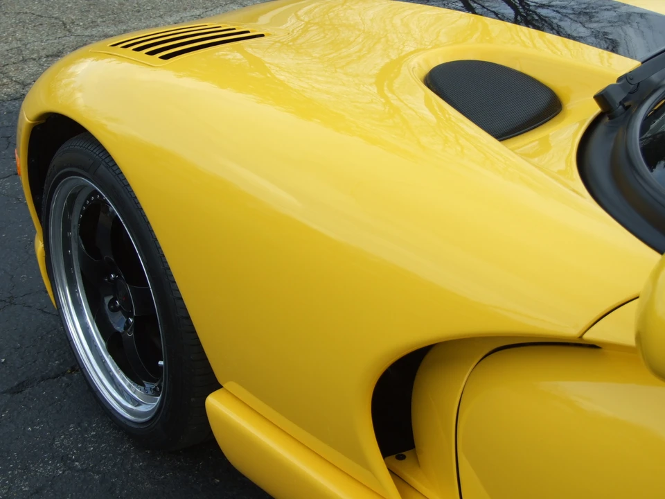 2001 Dodge Viper GTS 2nd Gen - Image 27 of 31