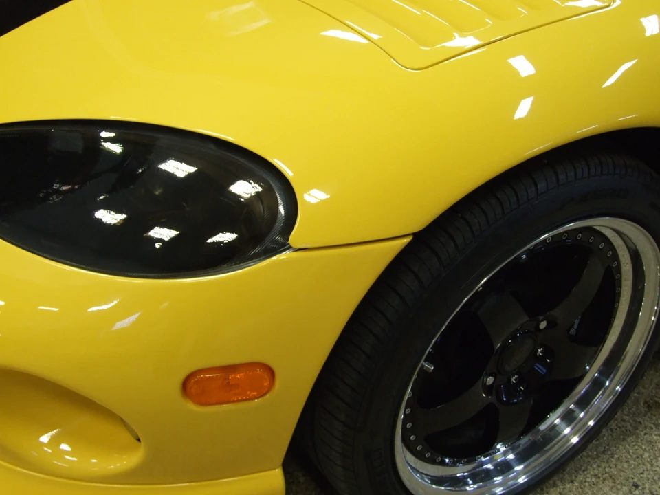 2001 Dodge Viper GTS 2nd Gen - Image 23 of 31