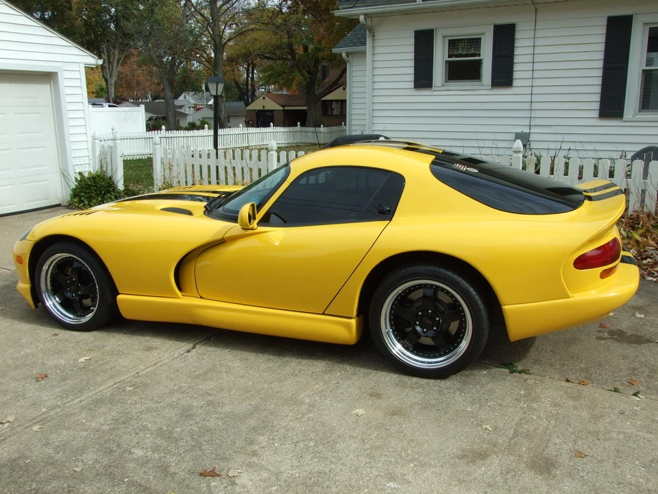 2001 Dodge Viper GTS 2nd Gen - Image 5 of 31