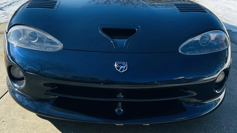 2001 Dodge Viper GTS 2nd Gen - Image 2 of 31