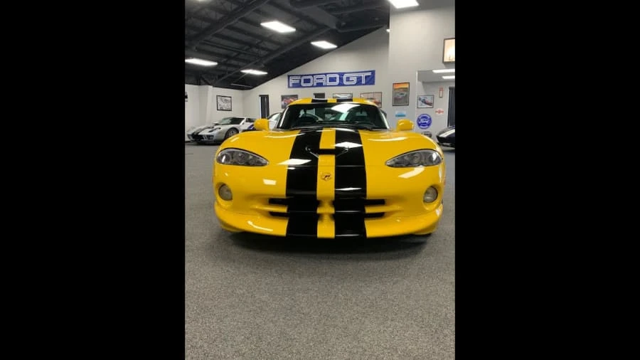 2001 Dodge Viper GTS 2nd Gen - Image 3 of 18