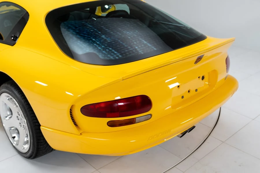 2001 Dodge Viper GTS 2nd Gen - Image 13 of 31