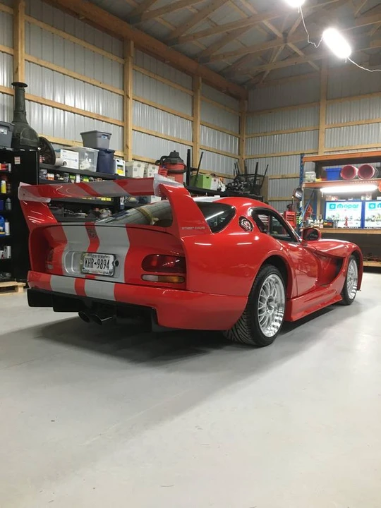 2001 Dodge Viper GTS 2nd Gen - Image 6 of 11
