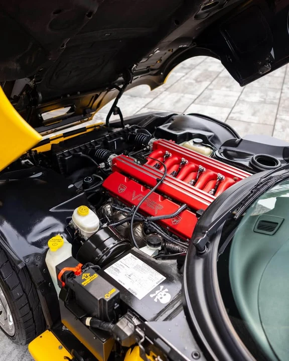 2001 Dodge Viper GTS 2nd Gen - Image 4 of 18