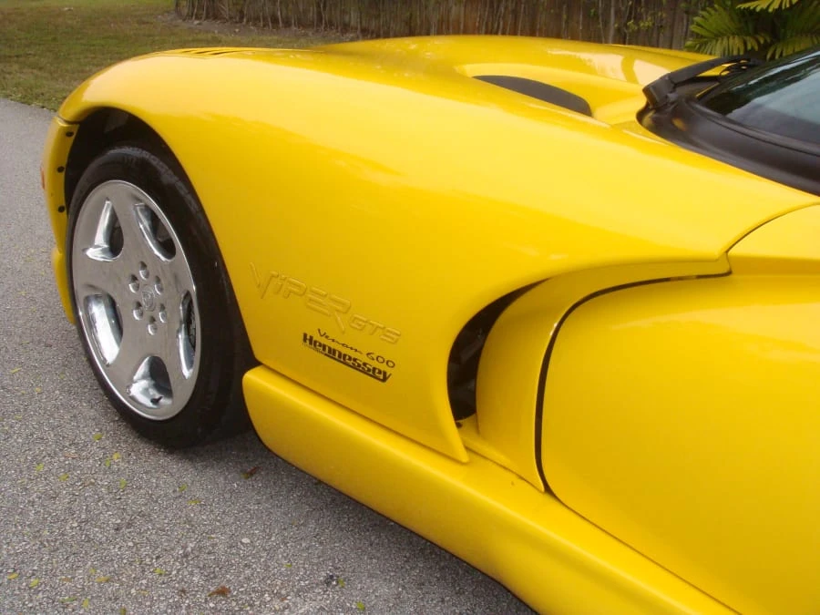 2001 Dodge Viper GTS 2nd Gen - Image 3 of 8