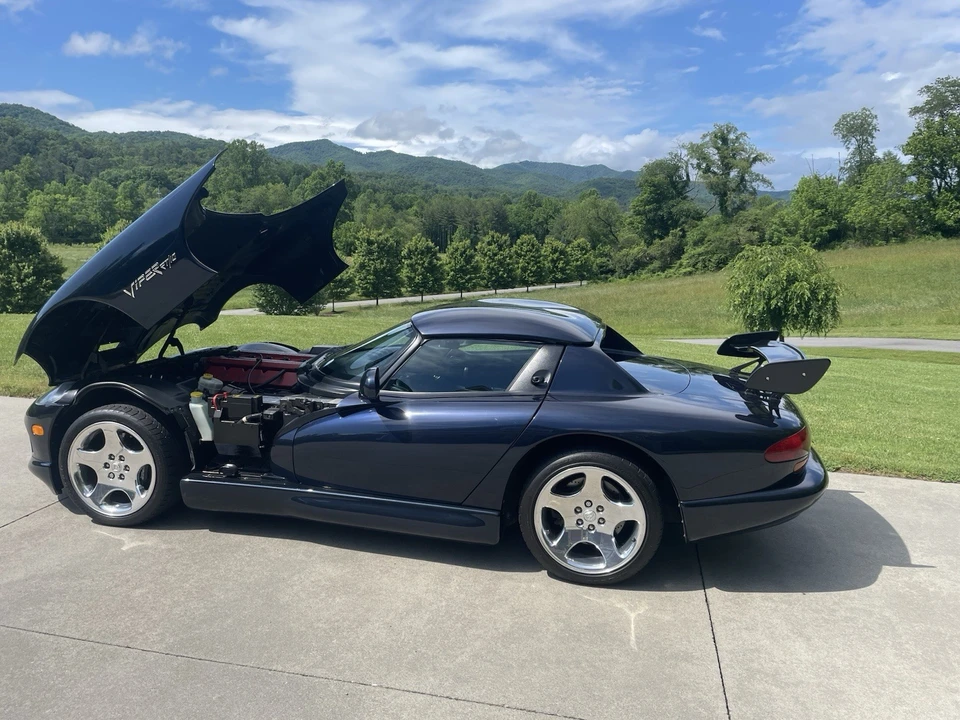 2001 Dodge Viper 2nd Gen - Image 12 of 18