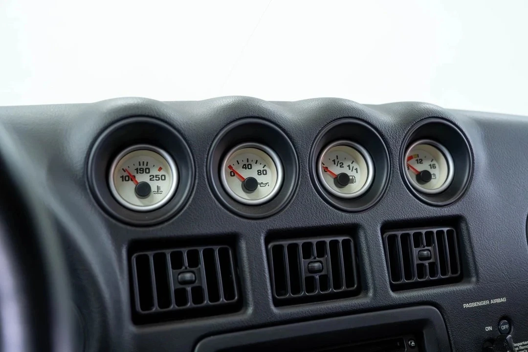 2001 Dodge Viper 2nd Gen - Image 19 of 22