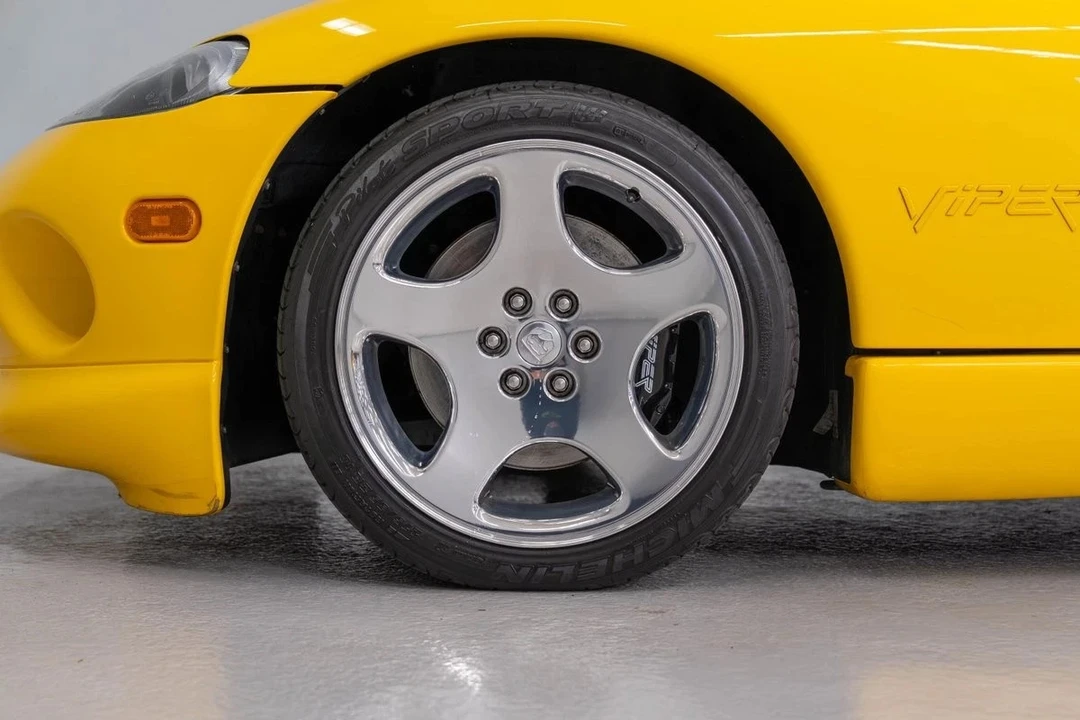 2001 Dodge Viper 2nd Gen - Image 10 of 22