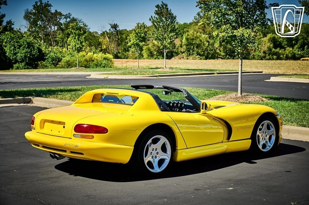 2001 Dodge Viper 2nd Gen - Image 15 of 21