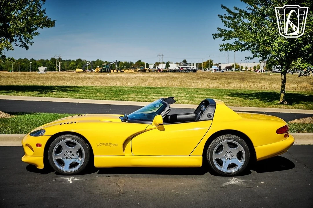 2001 Dodge Viper 2nd Gen - Image 5 of 12