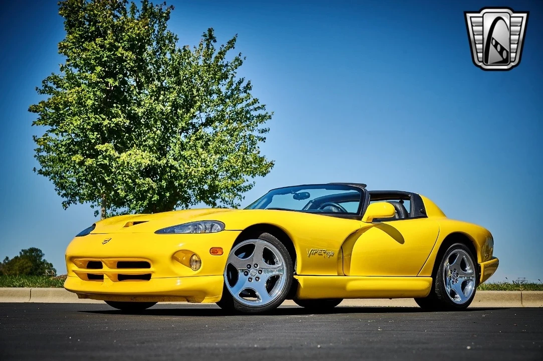 2001 Dodge Viper 2nd Gen - Image 3 of 21