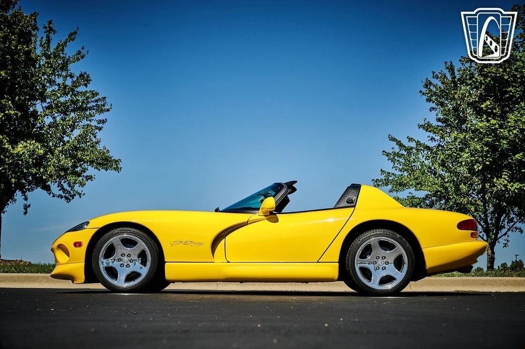 2001 Dodge Viper 2nd Gen - Image 8 of 21