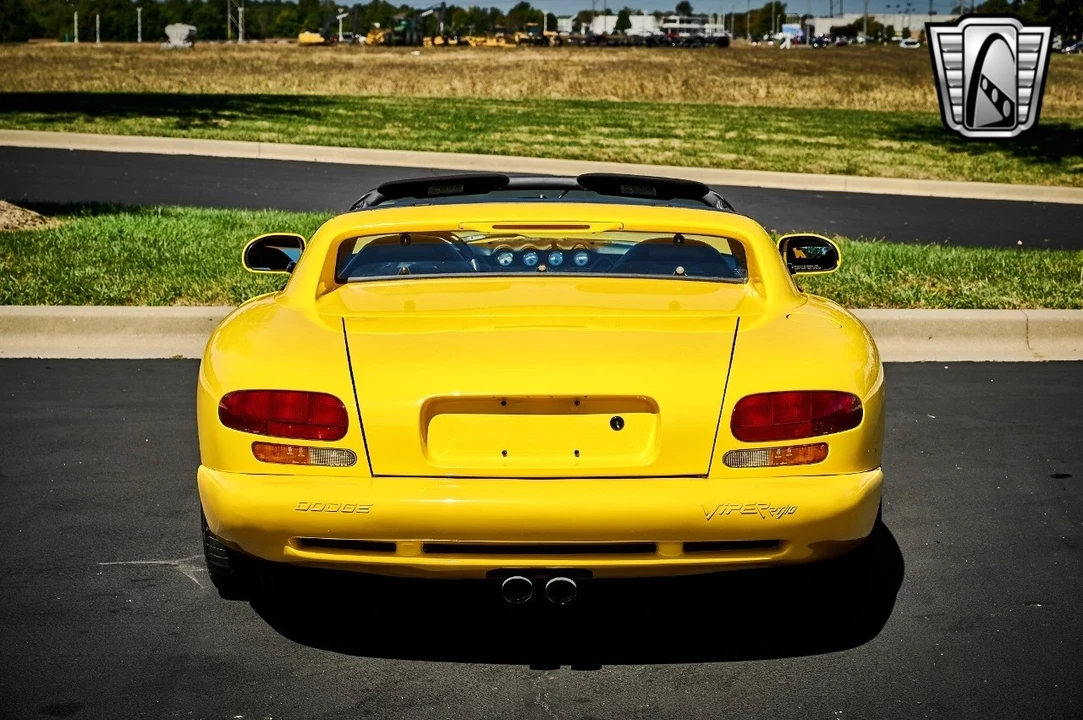 2001 Dodge Viper 2nd Gen - Image 7 of 21