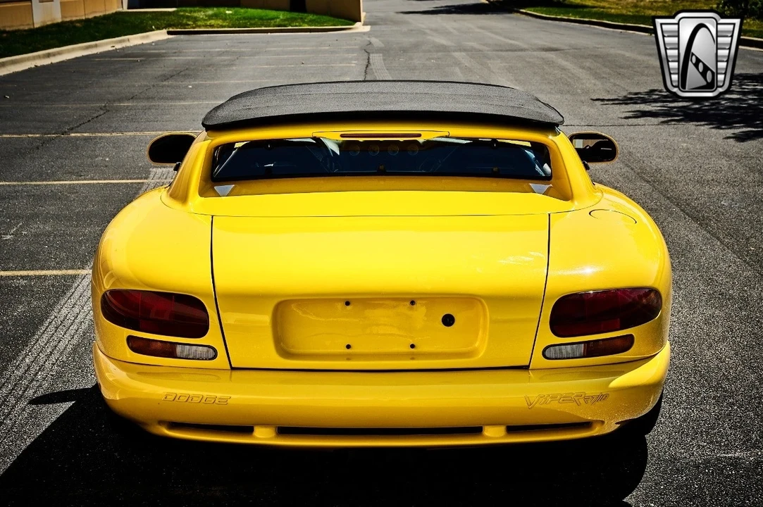 2001 Dodge Viper 2nd Gen - Image 16 of 21