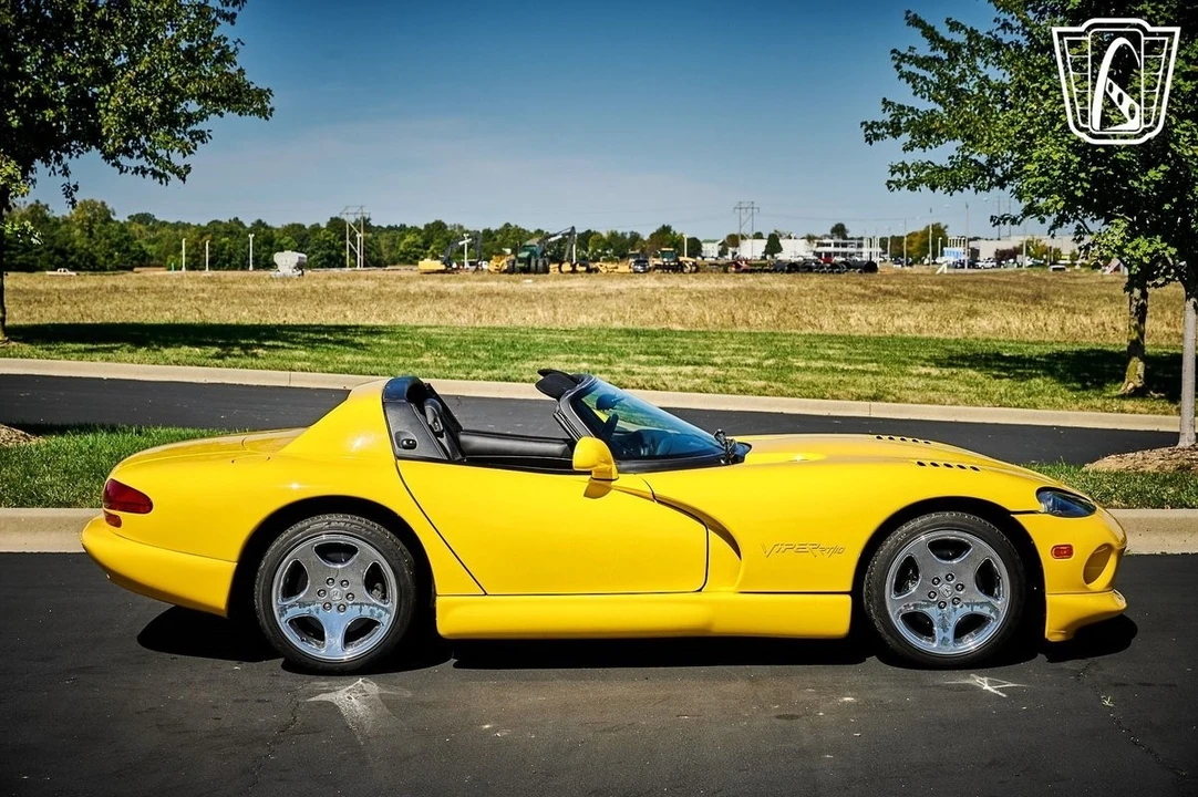 2001 Dodge Viper 2nd Gen - Image 18 of 21