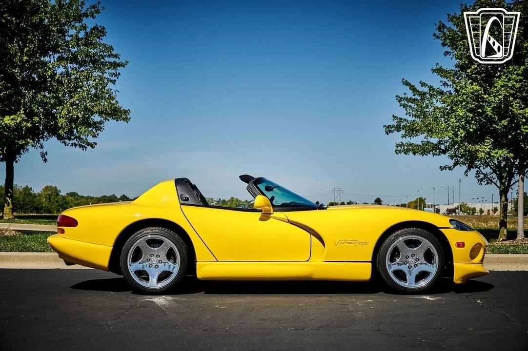 2001 Dodge Viper 2nd Gen - Image 19 of 21