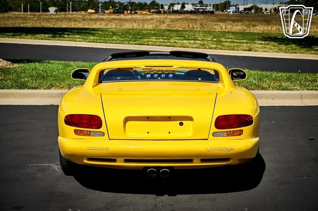 2001 Dodge Viper 2nd Gen - Image 12 of 21