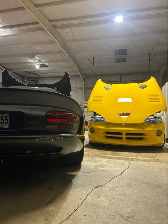 2001 Dodge Viper 2nd Gen - Image 10 of 10