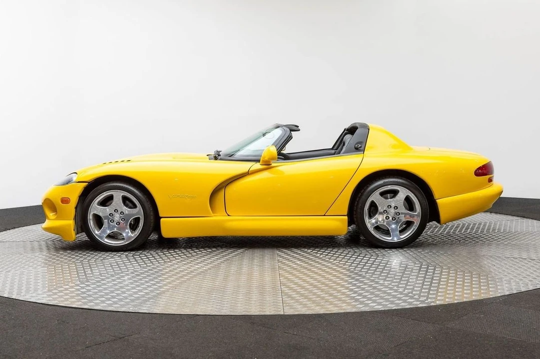 2001 Dodge Viper 2nd Gen - Image 8 of 12