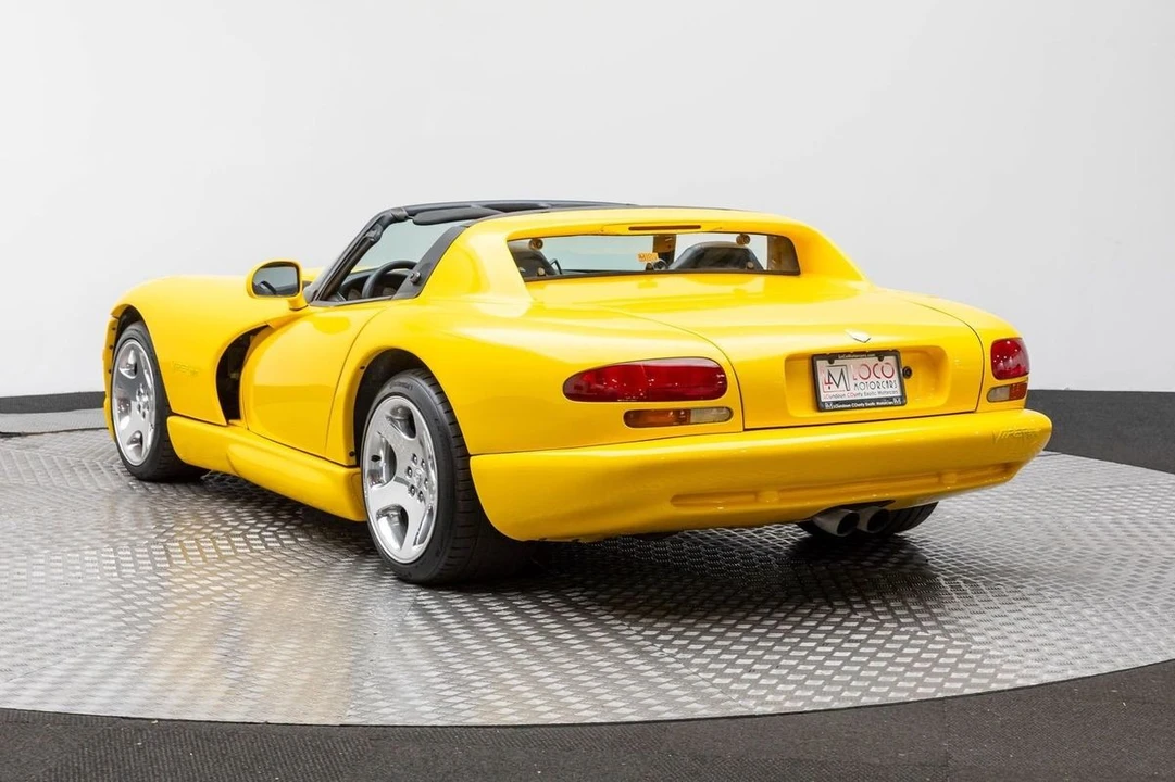 2001 Dodge Viper 2nd Gen - Image 7 of 12
